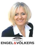 Mira Lauren, Realtor, Engel & Volkers York, Brokerage company logo